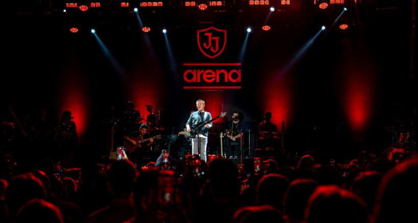 Levent Yüksel’den Jolly Joker Arena’da Nostalji Rüzgarı!