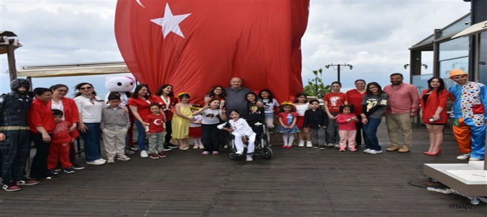 Antalya’da Bayram Coşkusu: Fener Restoran’da Çocuklar Devleşti!