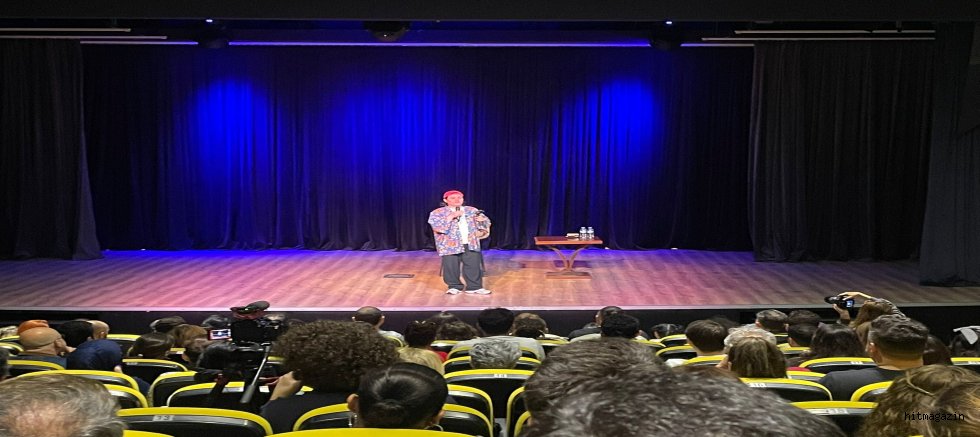 KAHKAHA, DAYANIŞMA VE GURUR, HİDAYET TILI ANTALYA’DA SAHNEYİ SALLADI