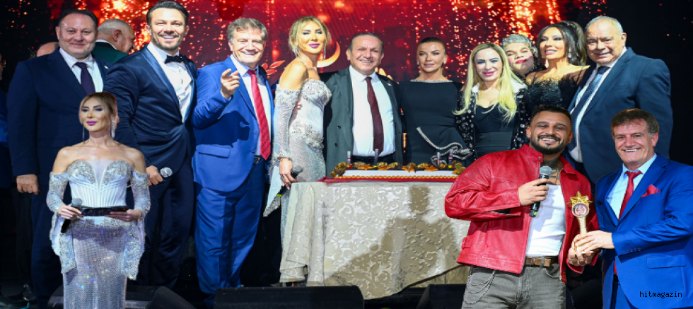 Kıbrıs’ta  Devletin Zirvesi ve Ünlüler Turizm Ödülleri’nde Buluştu!