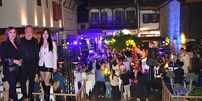 Belmondo Hotel & Suites 