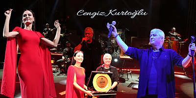 CENGİZ KURTOĞLU SÖYLEDİ , BAŞKAN CARAN ZEYBEK OYNADI