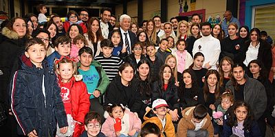 CERRAHPAŞA’DA DUYGU DOLU BAYRAM SEVİNCİ: ÜNLÜLER MİNİK KALPLERE DOKUNDU