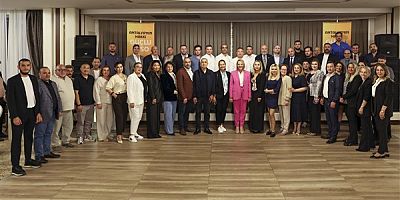Hatice Öz’den seçim öncesi uluslararası güç gösterisi