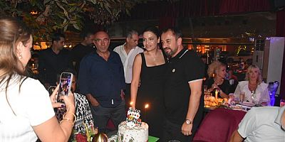 İş Dünyasının Önemli İsmi Barış Babüroğlu’na Gusto Live’da Unutulmaz Doğum Günü Sürprizi