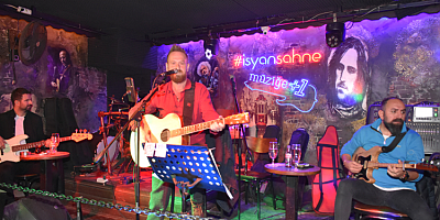 İsyan Meyhanesi’nde Karadeniz Coşkusu: