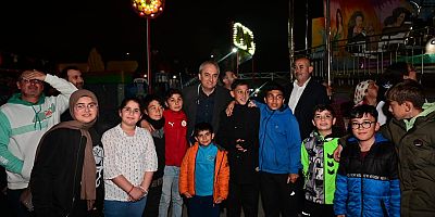 Kepez’de Ramazan heyecanı Kent Meydanı’nda yaşanıyor