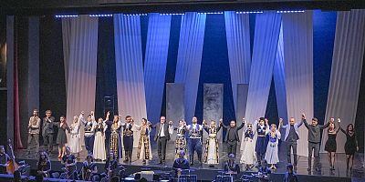 ‘NEFES’ PRÖMİYERİNDE SALON TEK BİR SOLUK OLDU!