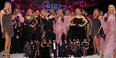 PERUKLU FİNAL DAMGA VURDU!