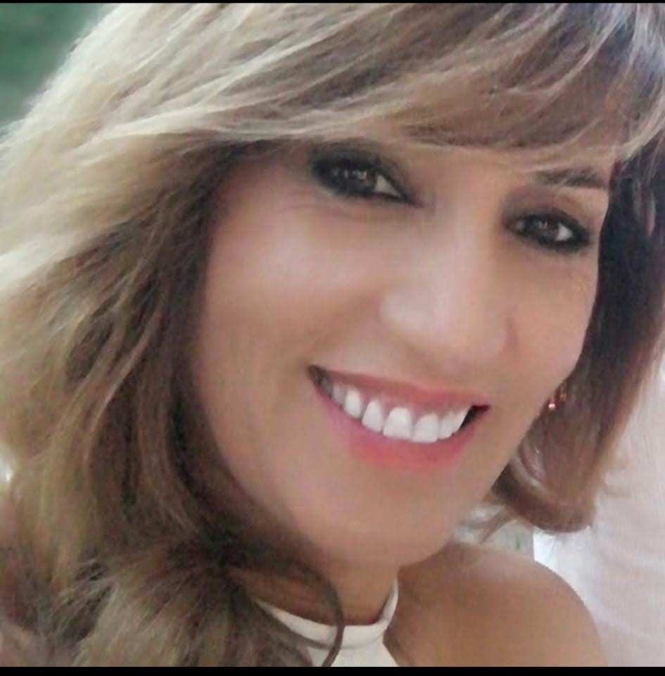 YAĞMUR ZARİF